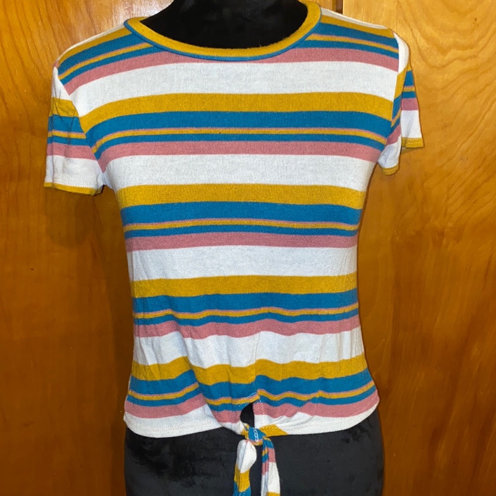 forever 21 striped short sleeve with tied bottom